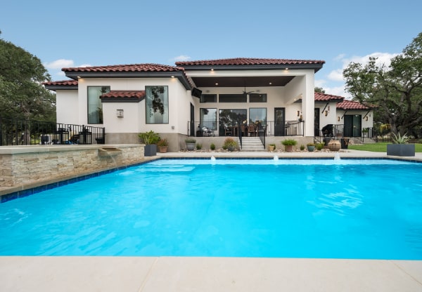 Modern luxury villa in Oregon