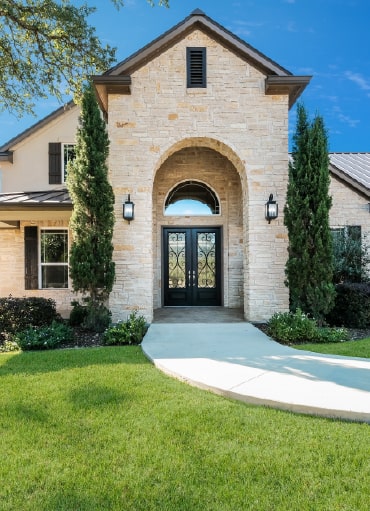 luxury brick home in Chicago